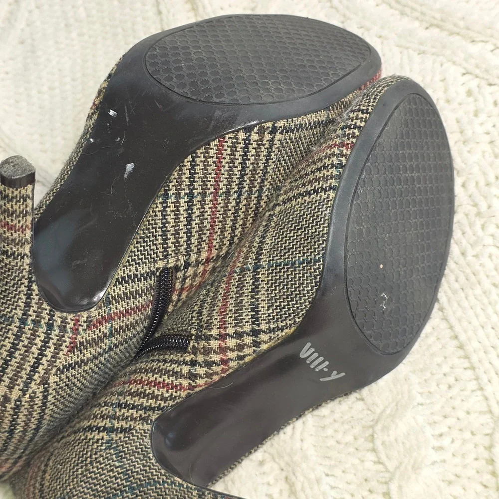Diba‎ Plaid Stiletto Ankle Boots Booties Wool Like Red Brown Button Women 8.5
